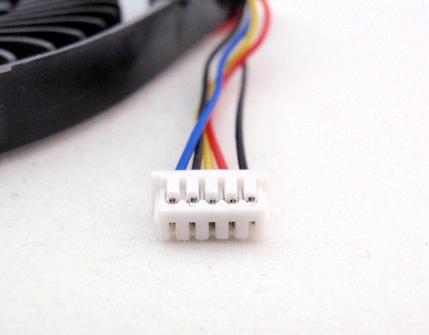 Lenovo CPU Cooling Fan for ThinkPad E550 E555 E560 E565 - 00HT551 New