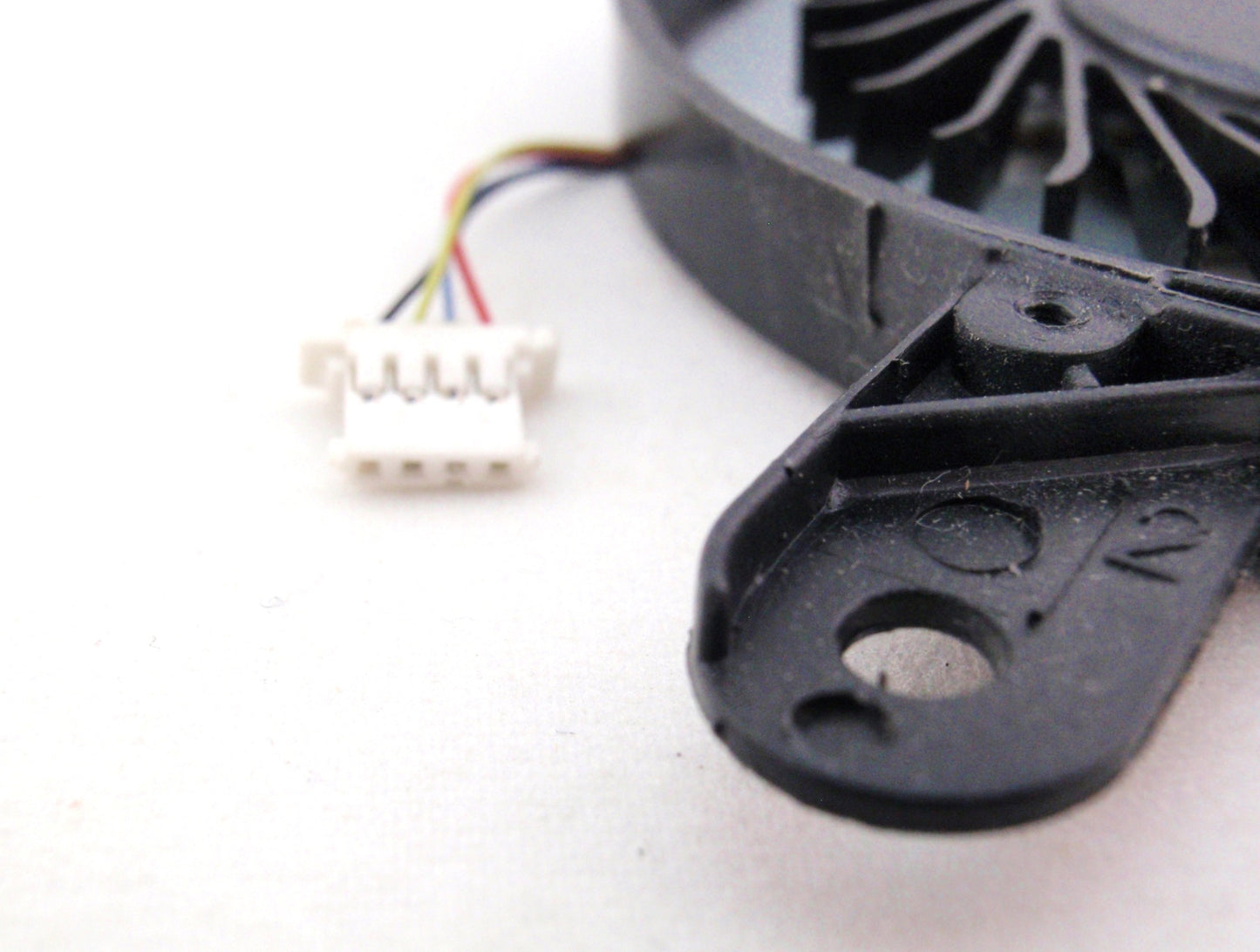 Dell CPU Cooling Fan for Alienware M13X 13 R2 P56G ALW13E D2W2T 0D2W2T